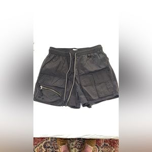 Urban Outfitters Standard Cloth black athletic shorts size S